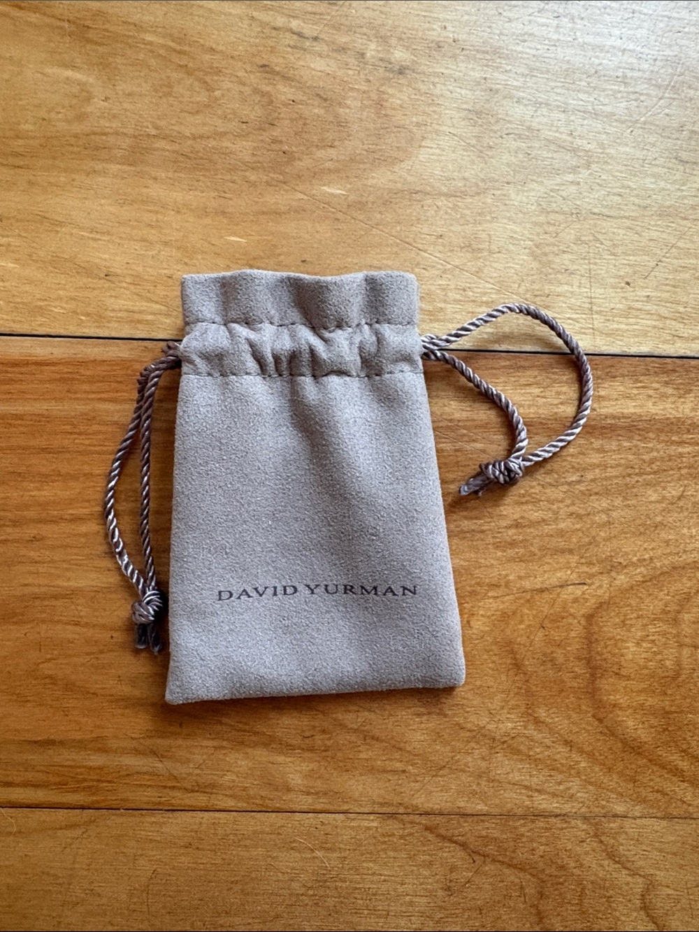 David Yurman Sterling Silver Twisted Cable Ring with Pavé diamonds - Picture 5 of 5